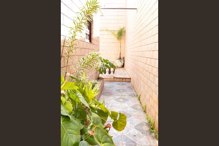 Casa à venda com 450m², 3 quartos e 6 vagasgaragem