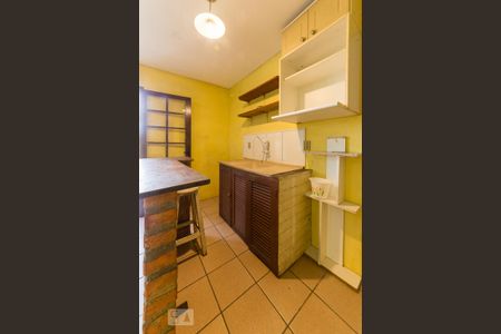Cozinha de apartamento para alugar com 2 quartos, 70m² em Lagoa da Conceição, Florianópolis