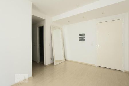 SALA de apartamento para alugar com 2 quartos, 62m² em Passo da Areia, Porto Alegre