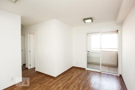 Sala de apartamento para alugar com 3 quartos, 59m² em Vila Rosália, Guarulhos