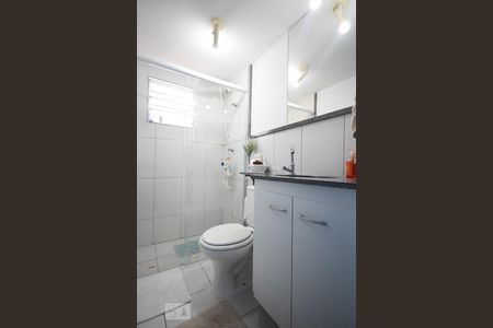 Banheiro de apartamento para alugar com 3 quartos, 69m² em Paraíso do Morumbi, São Paulo
