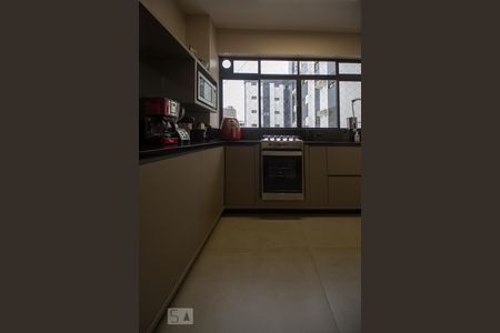 Cozinha de apartamento para alugar com 3 quartos, 123m² em Centro, Florianópolis