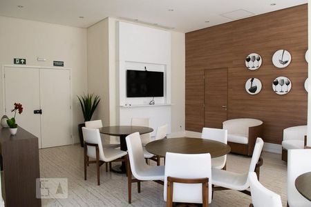 Apartamento para alugar com 72m², 2 quartos e 1 vaga Apartamento para alugar com 72m², 2 quartos e 1 vagaSALÃO FESTAS