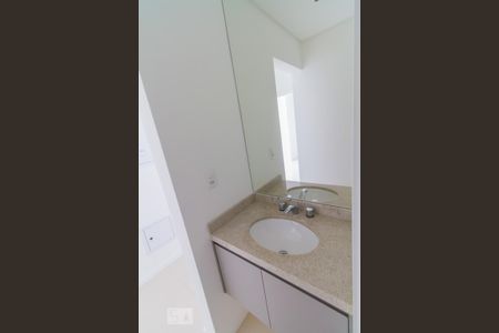Apartamento para alugar com 141m², 3 quartos e 2 vagasBanheiro Social