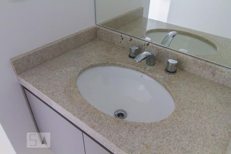 Apartamento para alugar com 141m², 3 quartos e 2 vagasBanheiro Social