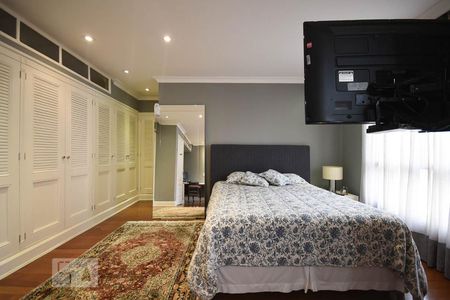 Apartamento à venda com 500m², 3 quartos e 6 vagasSuíte 2