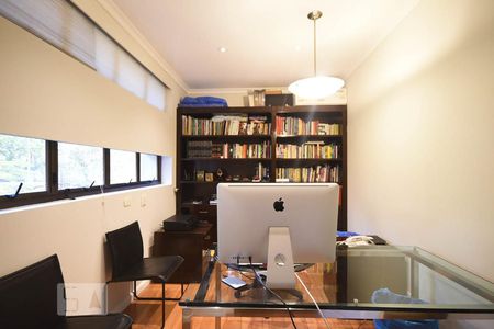 Escritório de apartamento à venda com 3 quartos, 500m² em Vila Suzana, São Paulo