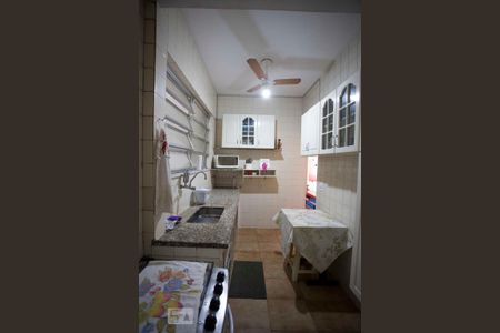 Cozinha de apartamento à venda com 2 quartos, 80m² em Centro, Niterói
