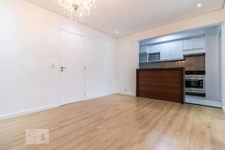 Sala de apartamento para alugar com 2 quartos, 79m² em Empresarial 18 do Forte, Barueri