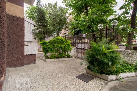 Apartamento à venda com 67m², 2 quartos e 1 vagaÁrea comum