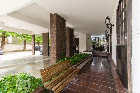 Apartamento à venda com 67m², 2 quartos e 1 vagaÁrea comum