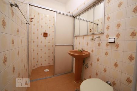 Banheiro de casa à venda com 2 quartos, 74m² em Vila Congonhas, São Paulo