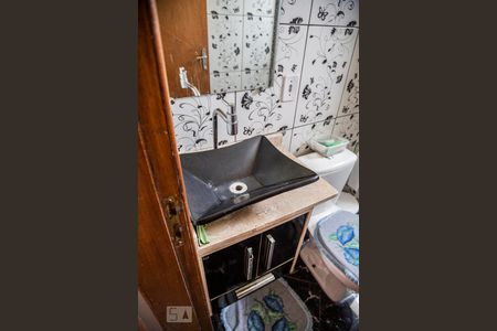 Apartamento à venda com 63m², 3 quartos e 1 vaga Apartamento à venda com 63m², 3 quartos e 1 vagaBanheiro