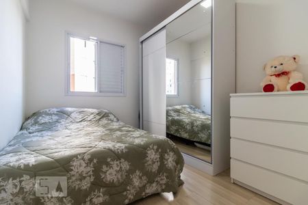 Quarto 1 de apartamento para alugar com 2 quartos, 74m² em Jardim Tupanci, Barueri