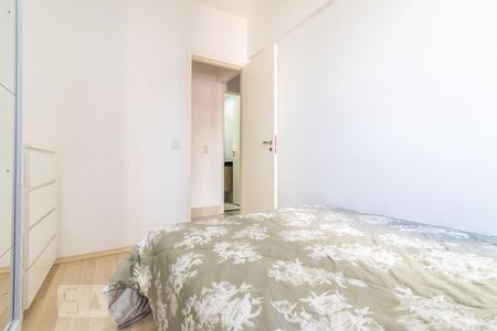 Quarto 1 de apartamento para alugar com 2 quartos, 74m² em Jardim Tupanci, Barueri