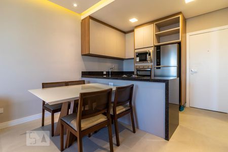 Sala de apartamento para alugar com 1 quarto, 60m² em Alphaville, Barueri