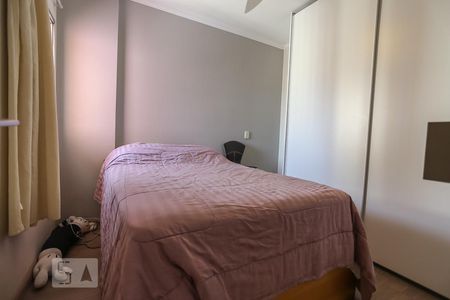 Apartamento para alugar com 74m², 2 quartos e 2 vagasQuarto