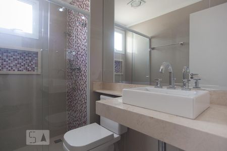 Apartamento para alugar com 174m², 3 quartos e 3 vagas Apartamento para alugar com 174m², 3 quartos e 3 vagasBanheiro da suíte 2