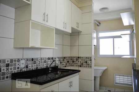 Cazinha de apartamento para alugar com 3 quartos, 65m² em Umuarama, Osasco