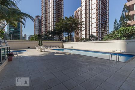 Apartamento para alugar com 87m², 2 quartos e 1 vaga Apartamento para alugar com 87m², 2 quartos e 1 vagaPiscina