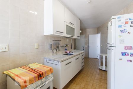 Apartamento para alugar com 87m², 2 quartos e 1 vaga Apartamento para alugar com 87m², 2 quartos e 1 vagaCozinha