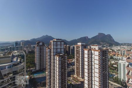 Vista Sala de apartamento para alugar com 2 quartos, 87m² em Barra da Tijuca, Rio de Janeiro