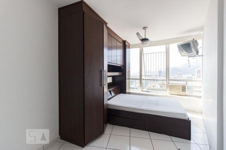 Suíte de apartamento para alugar com 2 quartos, 87m² em Barra da Tijuca, Rio de Janeiro