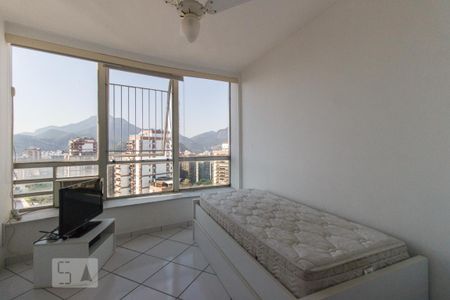 Apartamento para alugar com 87m², 2 quartos e 1 vaga Apartamento para alugar com 87m², 2 quartos e 1 vagaQuarto