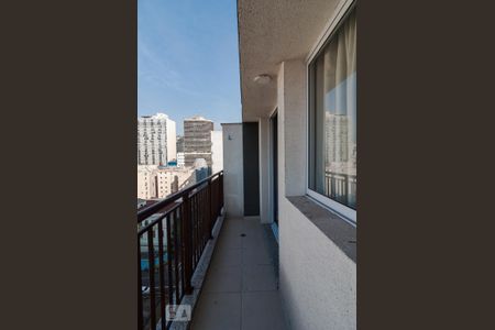 Sacada de kitnet/studio para alugar com 1 quarto, 30m² em Centro, São Paulo
