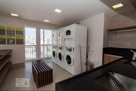Studio para alugar com 30m², 1 quarto e sem vaga Studio para alugar com 30m², 1 quarto e sem vagaLavanderia