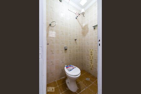 Casa à venda com 250m², 5 quartos e 1 vaga Casa à venda com 250m², 5 quartos e 1 vagaBanheiro Social