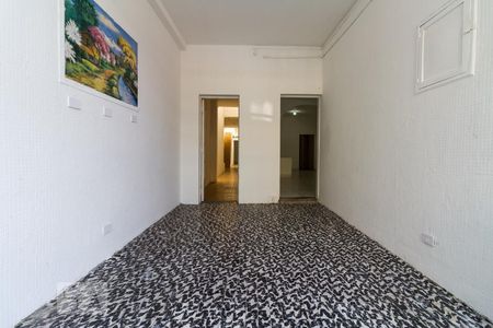 Casa à venda com 250m², 5 quartos e 1 vaga Casa à venda com 250m², 5 quartos e 1 vagaGaragem