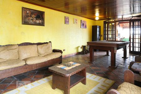 Casa à venda com 200m², 3 quartos e 3 vagasSala 2