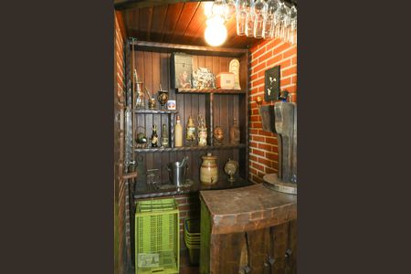 Casa à venda com 200m², 3 quartos e 3 vagasBar