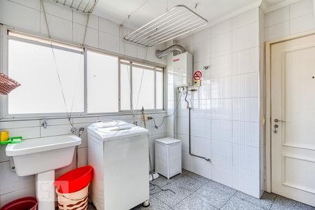 Apartamento para alugar com 175m², 3 quartos e 2 vagas Apartamento para alugar com 175m², 3 quartos e 2 vagasÁrea de serviço