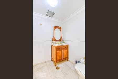 Lavabo de apartamento para alugar com 3 quartos, 175m² em Moema, São Paulo