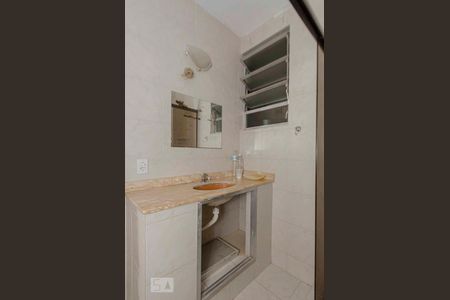 Apartamento à venda com 68m², 2 quartos e sem vagaBanheiro