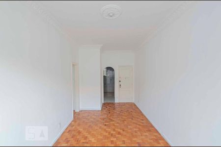 Apartamento à venda com 68m², 2 quartos e sem vagaSala