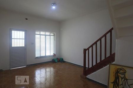 Sala de casa à venda com 2 quartos, 125m² em Vila Monumento, São Paulo