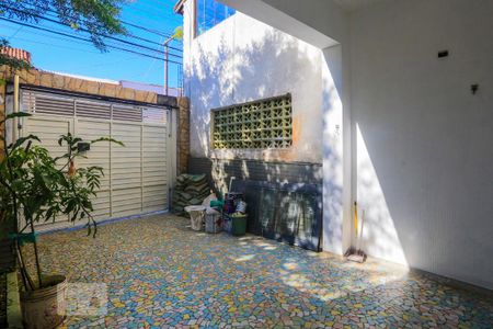 Garagem de casa à venda com 2 quartos, 125m² em Vila Monumento, São Paulo