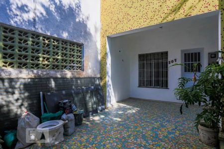 Garagem de casa à venda com 2 quartos, 125m² em Vila Monumento, São Paulo