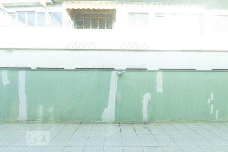 Vista Sala de casa para alugar com 2 quartos, 80m² em Vila Invernada, São Paulo