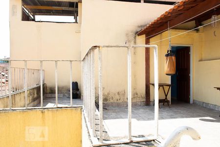 Casa para alugar com 200m², 3 quartos e 2 vagas Casa para alugar com 200m², 3 quartos e 2 vagasQUINTAL SUPERIOR