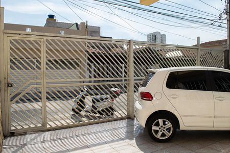 Casa para alugar com 200m², 3 quartos e 2 vagas Casa para alugar com 200m², 3 quartos e 2 vagasGARAGEM