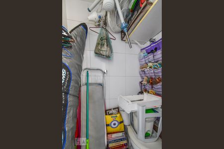 Apartamento para alugar com 60m², 1 quarto e 1 vaga Apartamento para alugar com 60m², 1 quarto e 1 vagaBanheiro de Serviço