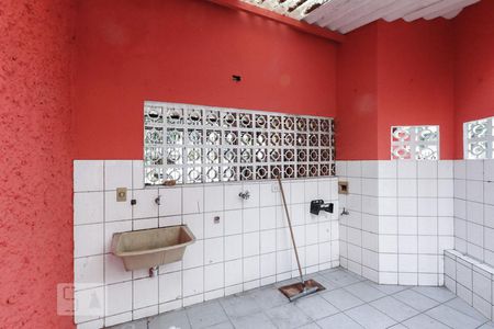 Casa para alugar com 60m², 2 quartos e sem vagaÁrea de serviço 