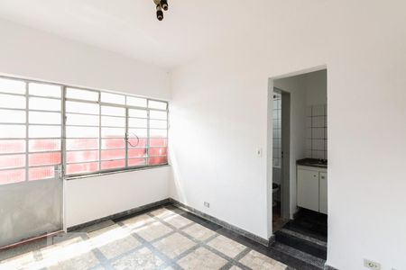 Sala  de casa para alugar com 2 quartos, 60m² em Parque Tomas Saraiva , São Paulo