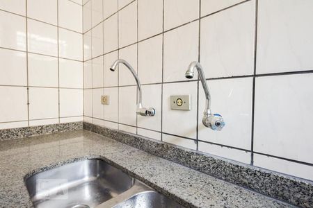 Casa para alugar com 60m², 2 quartos e sem vagaCozinha 