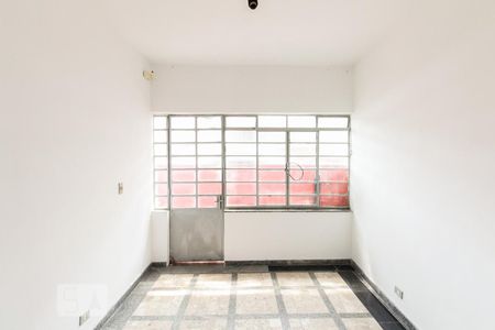 Sala  de casa para alugar com 2 quartos, 60m² em Parque Tomas Saraiva , São Paulo