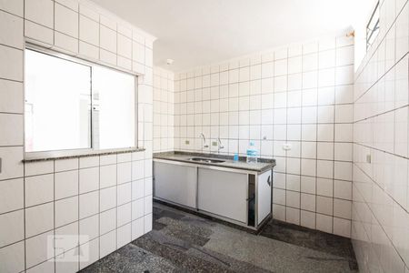 Casa para alugar com 60m², 2 quartos e sem vagaCozinha 